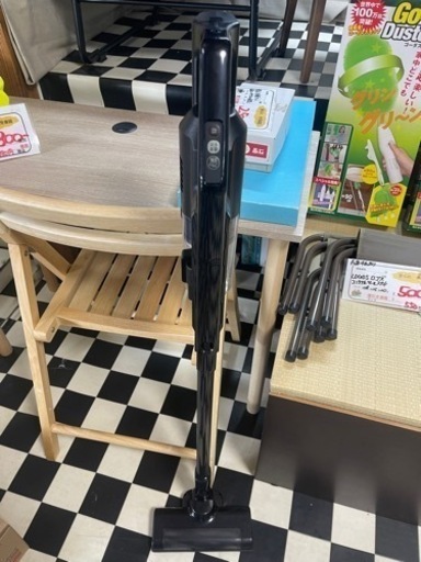 【リサイクルサービス八光】2023年製　アイリスオーヤマ　掃除機 コードレス サイクロン   SCD-184P-B