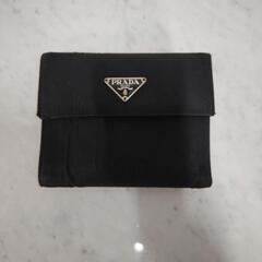 PRADA 折り畳み財布