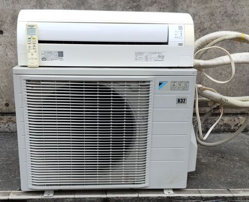 ダイキン　ルームエアコン（14畳）