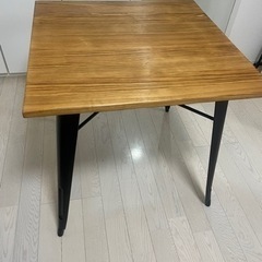 ダイニングテーブル　カフェ風 ダイニング 食卓 木製テーブル 