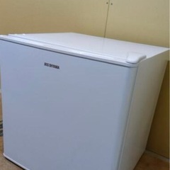 アイリスオーヤマ　小型冷蔵庫 42L