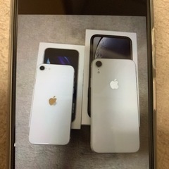 iphone SE2 64GB iphone XR 128GBの2台になります。