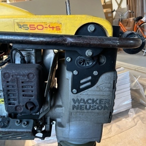 タンピングランマー転圧圧機中古BS50-4s