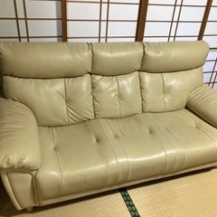 お値下げ♪早い者勝ち☆3人掛けソファー🛋格安☆座りやすい☆