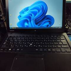 お話中　東芝　タブレットPC　ノートパソコン　ｄynabook ...