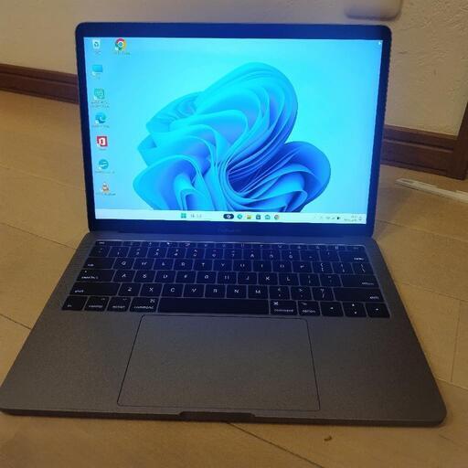 美品MacBook Pro メモリ16gb 最新windows11搭載モデル
