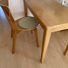 椅子（IKEA ）