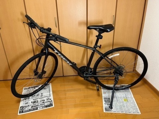 クロスバイク FX2 身長155-165cm 定価7.6万円 マットブラック トレック FX2 155〜165cm クロスバイク FX2 身長155-165cm 定価7.6万円