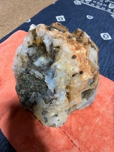 水晶ドーム 約3.5kg