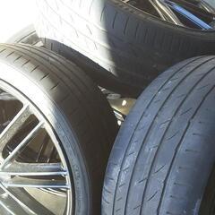 ヴォクシー、ノア等に19インチ4本セット。