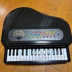 ピアノ　おもちゃ　玩具