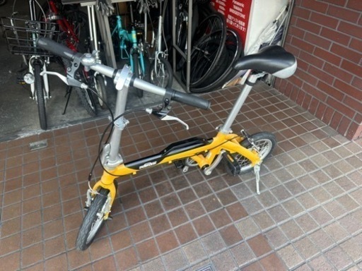 14インチ　約8.5㎏軽量アルミフレーム折り畳み自転車　黄色