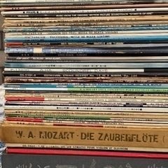 ◎お値下げしました‼️ 【断捨離中】 早い者勝ち‼️ レコード LP 4箱 200枚以上 大放出 まとめ売り 大量 ジャンク品 JAZZ ジャズ ビートルズ モーツァルト ベートーベン カーペンターズ 他 まとめて 