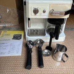 デロンギコーヒーメーカーBCO410J-W