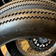 バイク　タイヤ　SR400 Loadstar TIRE ビンテージタイヤ　中古
