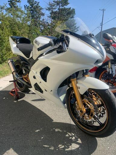 ヤマハ　R6