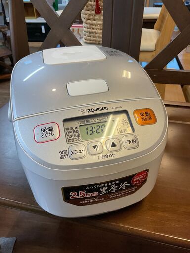 象印　炊飯器　5.5合炊き　2020年製　NL-DA10型