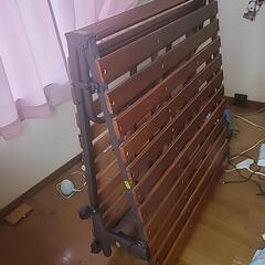 木製シングルサイズ　ワンタッチ折り畳みベッド