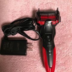 【中古品】Panasonic ラムダッシュ メンズシェーバー 充電器付