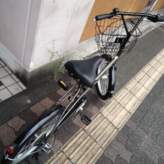 美品☆ZEEK[ジーク]20吋 コンパクト自転車 外装6段/LEDオート/ブラウン