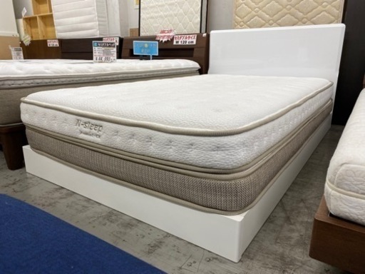 【愛品館 江戸川店 セミダブル】NITORI（ニトリ） セミダブルベッド ID:153-018936-007