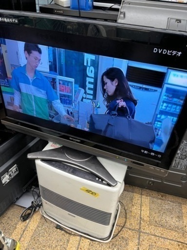 ブルーレイDVD 内蔵　録画可能　SHARP　シャープ　液晶テレビ　32型　LC-32DX2