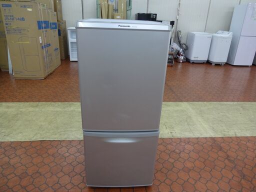 ID 064036　冷蔵庫２ドア　138L　パナソニック　２０１７年　棚板１枚無し　NR-B149W