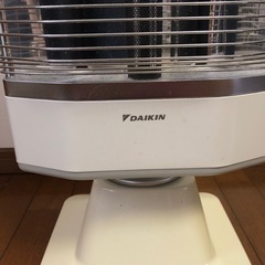 ダイキン　遠赤外線ヒーター