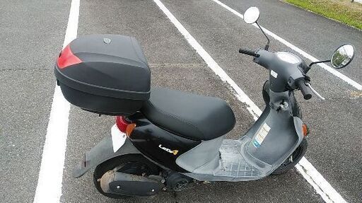 原付スズキレッツ4【格安】リヤボックス・ハーフヘルメット付き