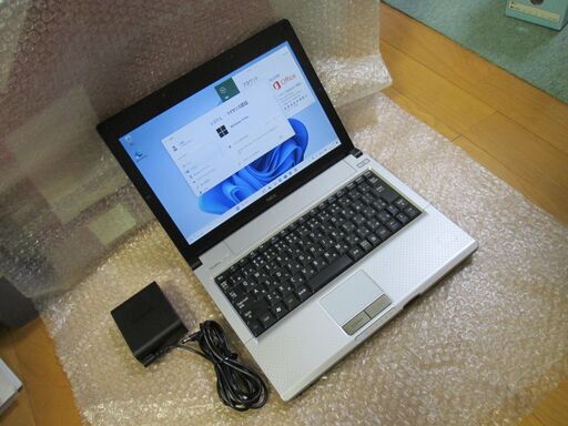 ㉑NEC Versapro Core i5 実測1268g Windows11 Pro / Office 2016 Professional インストール済（ライセンス認証済）12インチ ノートPC