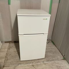 ヤマダ電機　ノンフロン冷凍冷蔵庫　YRZ-C09B1　全容量90...