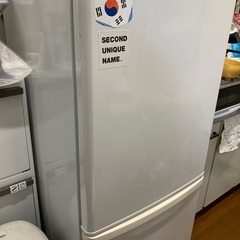 冷蔵庫　2段(冷凍庫あり)　製造2015年
