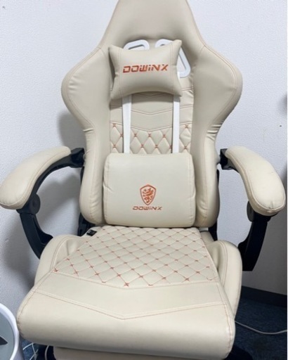 美品　Dowinx ゲーミングチェア　アイボリー