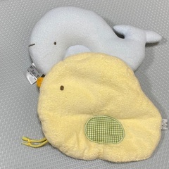 ベビー枕2個(くじら、ひよこ)