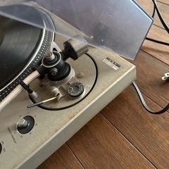 レコードプレーヤー