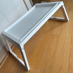 IKEA 子供用テーブル　折り畳み、持ち運び可能