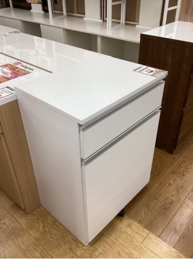 KB-72【新入荷　リサイクル品】ダストBOX付き　カウンター　白