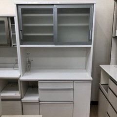 松田家具 食器棚のご紹介です