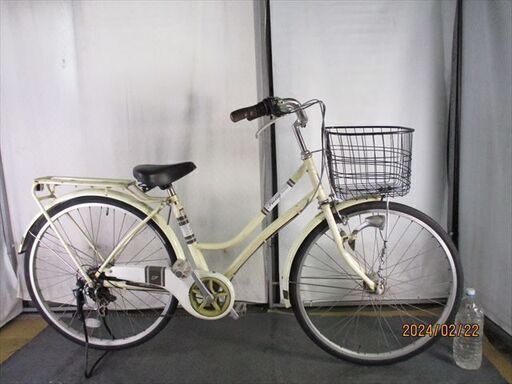 D339　★限定特価★ 中古自転車 【26インチ　軽快車　アイボリー　6段　LEDオートライト 】
