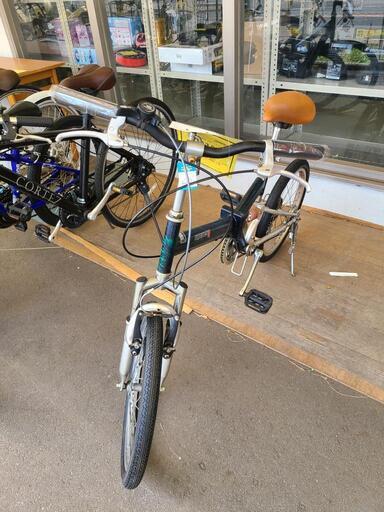 ☆店頭にて試乗可☆ J4393 折りたたみ自転車 Encantador グリーン 6段 