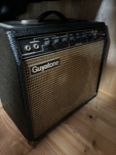 アンプ Guyatone