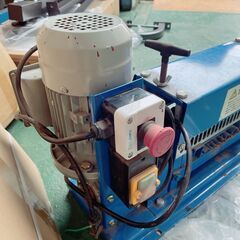 ?電線皮むき機? 皮むき器 線剥き機 ワイヤーストリッパー ケーブル 電線