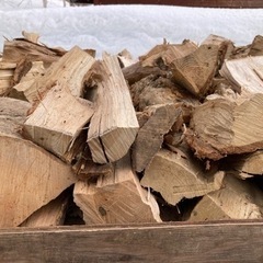 売り切れありがとう 薪　節あり　乾燥薪 売り切れありがとう 薪 節あり 乾燥薪
