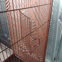 ヨーロッパ製大型鳥ケージ（大型インコ・オウムや小動物用）