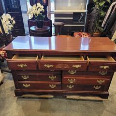 MADD-IN-USAアンティーク調三段ワイドチェスト