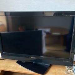三菱液晶TV  40型　映りますがジャンク扱いです。