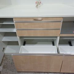 高橋木工所｜グラーノ｜ソフトクローズ｜スライド扉キッチンボード