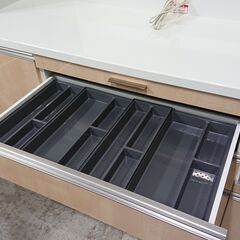 高橋木工所｜グラーノ｜ソフトクローズ｜スライド扉キッチンボード