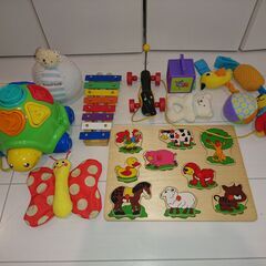 ベビーおもちゃ　型はめパズル（亀）、木製パズル、おさんぽ玩...