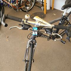 ★店頭にて試乗可★ 値下しました！　J4400　クロスバイク　GIANT　ジャイアント　ブラック　24段ギア　28インチ　 クリーニング、簡易メンテナンス済み　【リユースのサカイ柏店】　 中古自転車 　流山市 中古自転車 松戸市 中古自転車 我孫子市 中古自転車 船橋市 中古自転車 守谷市 中古自転車 取手市 中古自転車